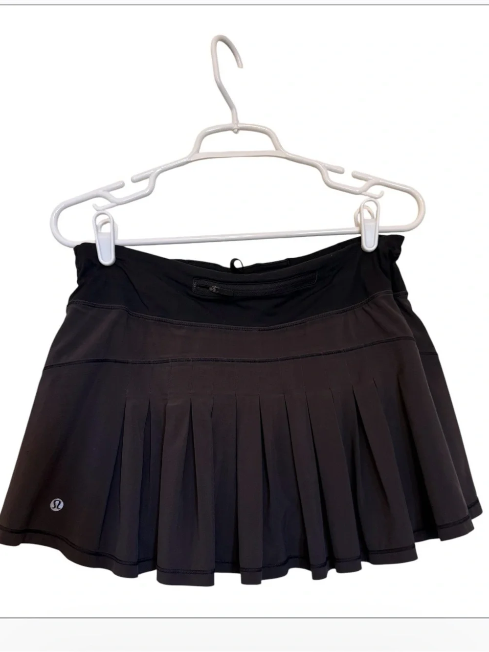 Lululemon Skirt Skort Black Pleated Athletic Tennis Golf Size 8